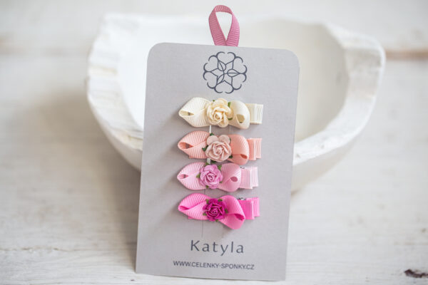 Dětské sponky v&nbsp;setu s&nbsp;růžičkami – pastelové